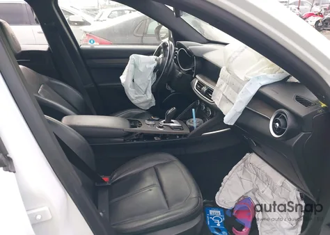 2022 Alfa Romeo Stelvio Ti Awd z USA, uszkodzony, nr VIN ZASPAKBNXN7D32081